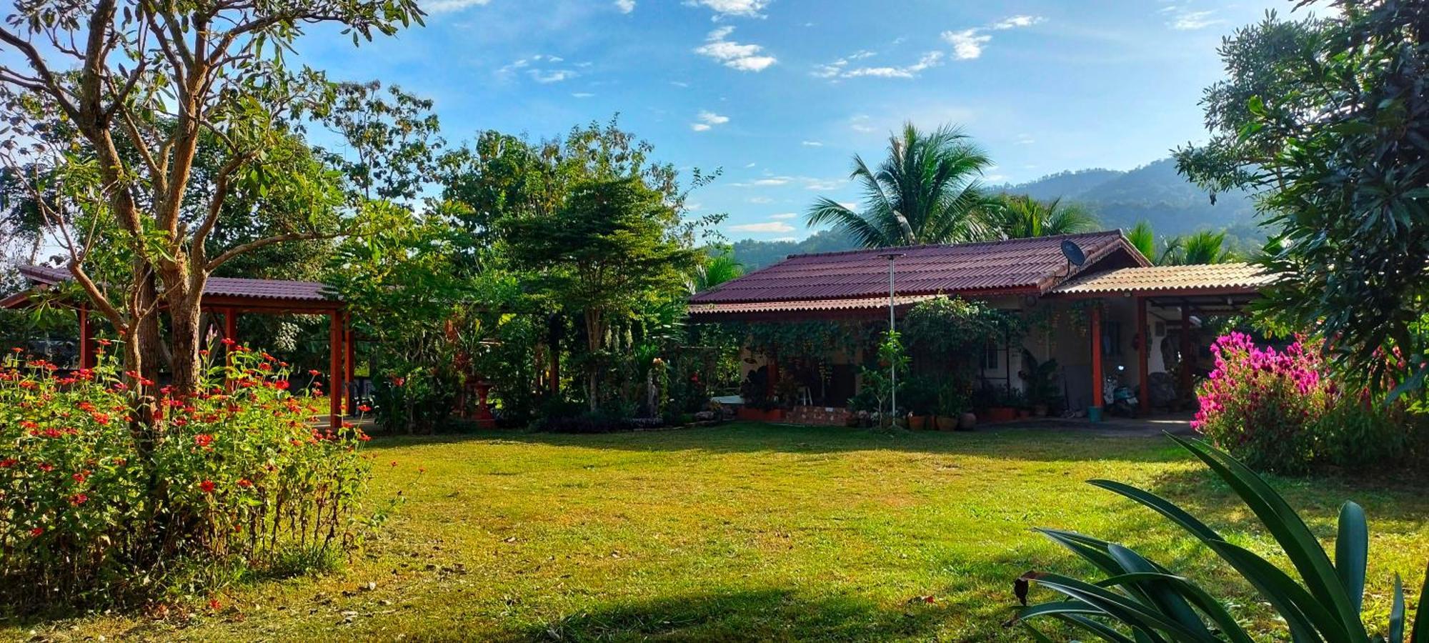 Pimpisa Garden พิมพิศา การ์เด้นท์ Vila Khuang Kom Exterior foto