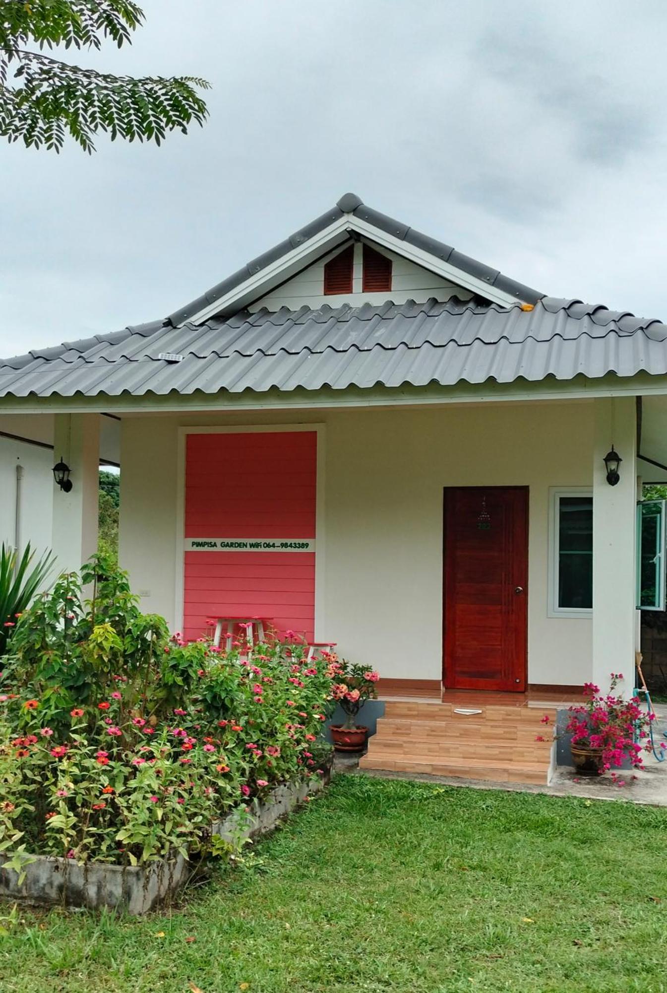 Pimpisa Garden พิมพิศา การ์เด้นท์ Vila Khuang Kom Exterior foto